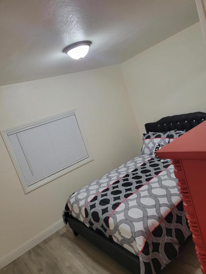 Adorable 1 Bedroom Apartment Vallejo Exterior photo